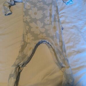 Charming Floral Kids Footie in Light Blue